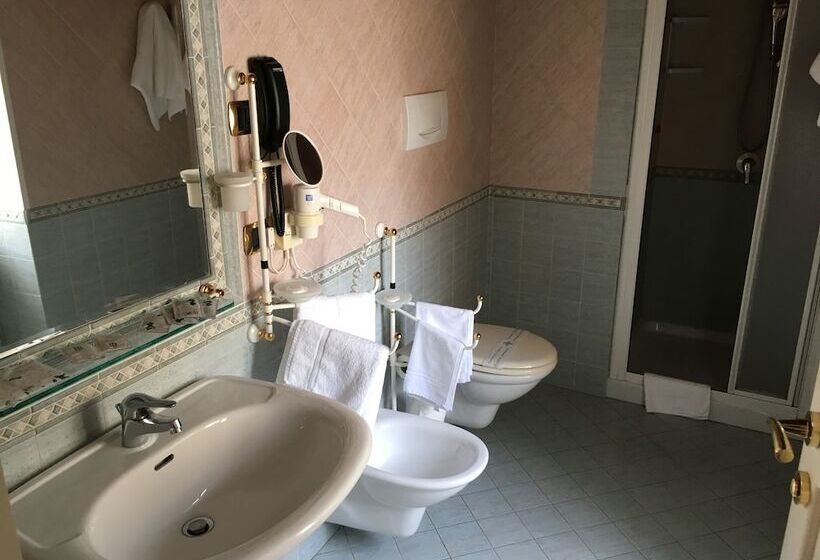 اتاق استاندارد چهار تخته, Palazzo Sottile Meninni   Classics Experience