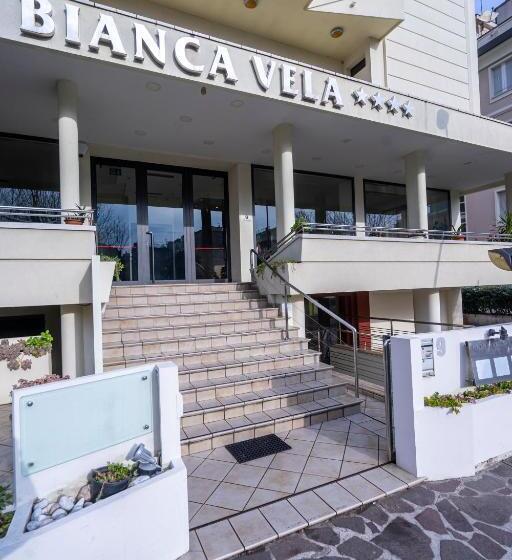 اتاق استاندارد با بالکن, Bianca Vela