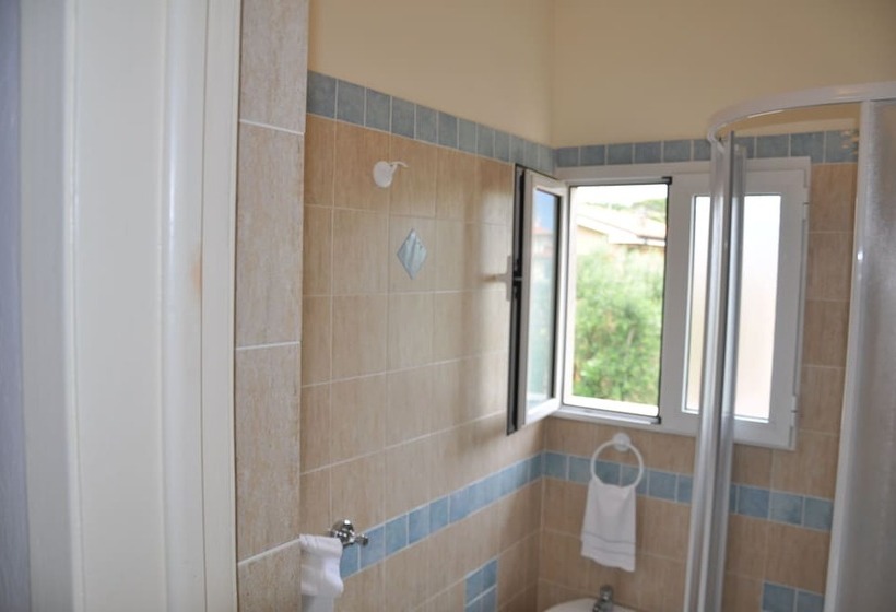 Номер Стандарт Трехместный, Verdesolemare