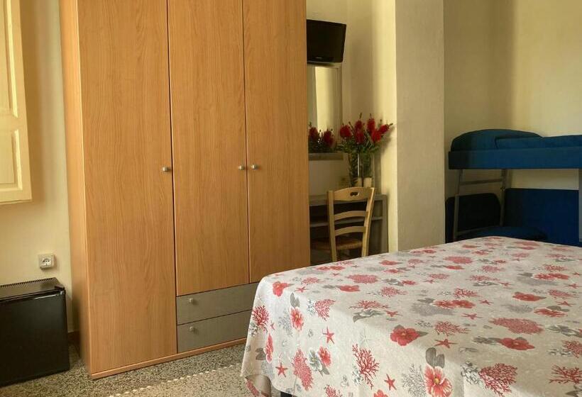 Четырехместный Номер Стандарт, Verdesolemare