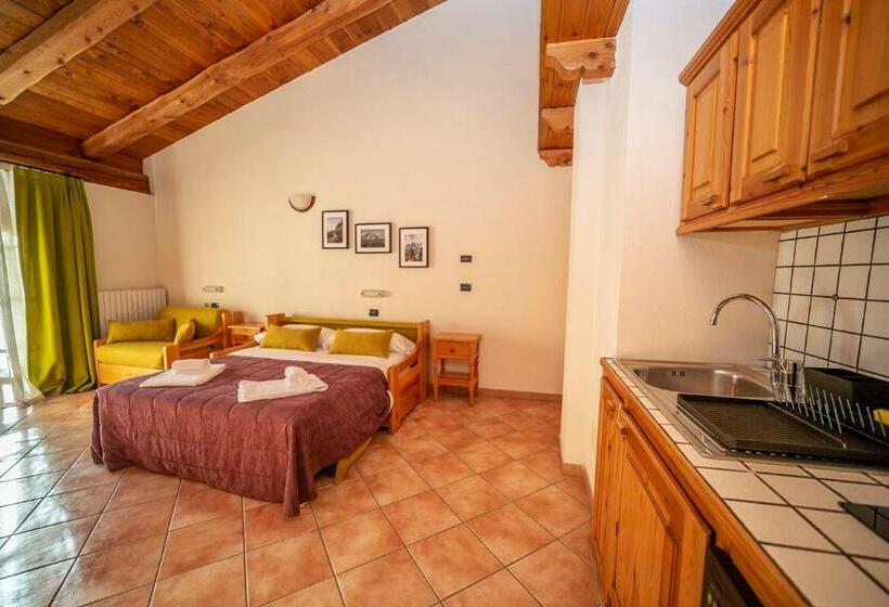 스탠다드 스튜디오, Residence Cascina Genzianella