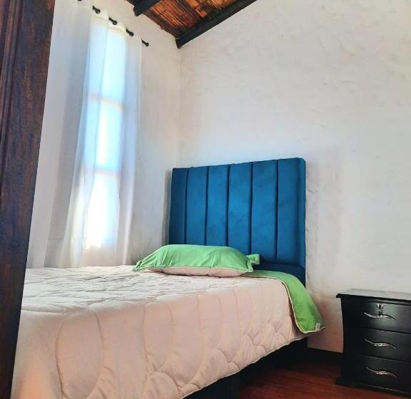 Номер Стандарт Совместная Ванная, Hostal Oycate