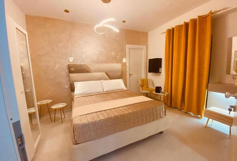 اتاق استاندارد با وان آب گرم, Elegance Paema