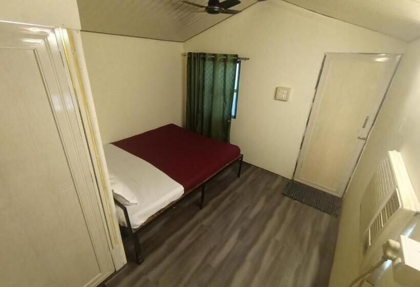 Номер Стандарт, Baadal Pani Beach Resort Near Kelwa Beach