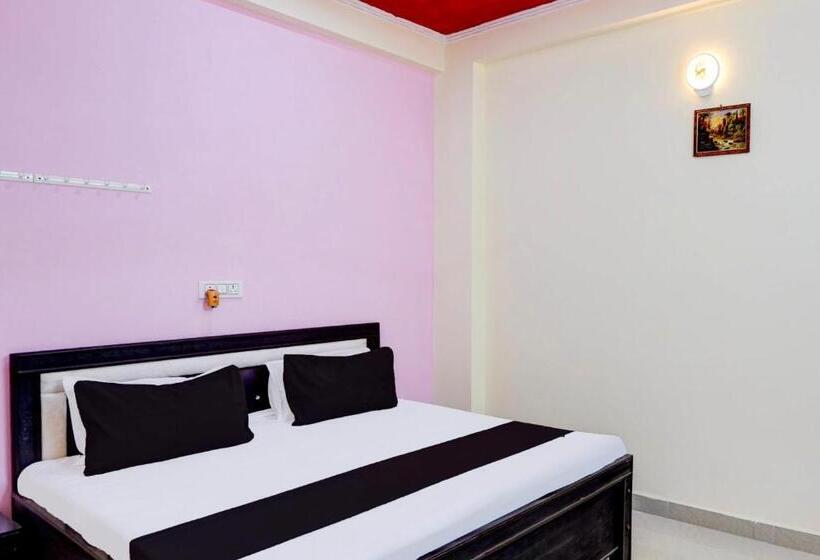Трехместный Номер Классика, Oyo S S Guest House