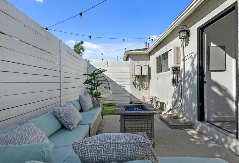 Апартаменты 1 Спальня Вид на Сад, Luxury Mid City Home With Firepit