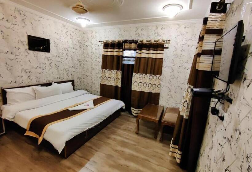 Номер Deluxe, Sheesha Residency , Srinagar