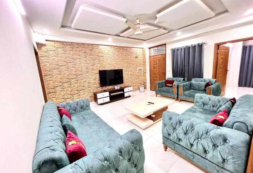 آپارتمان 3 خوابه, Luxury Apartment