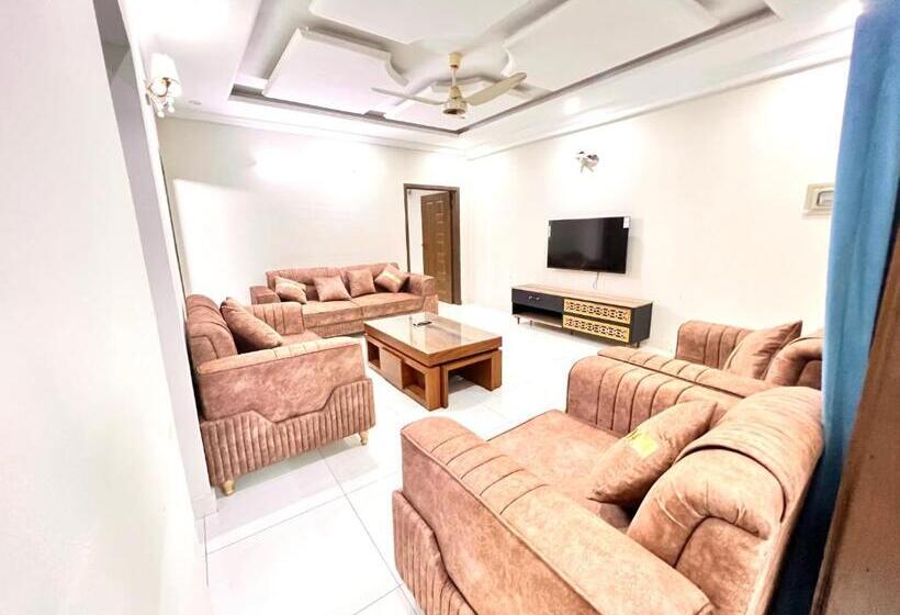 آپارتمان 3 خوابه, Luxury Apartment