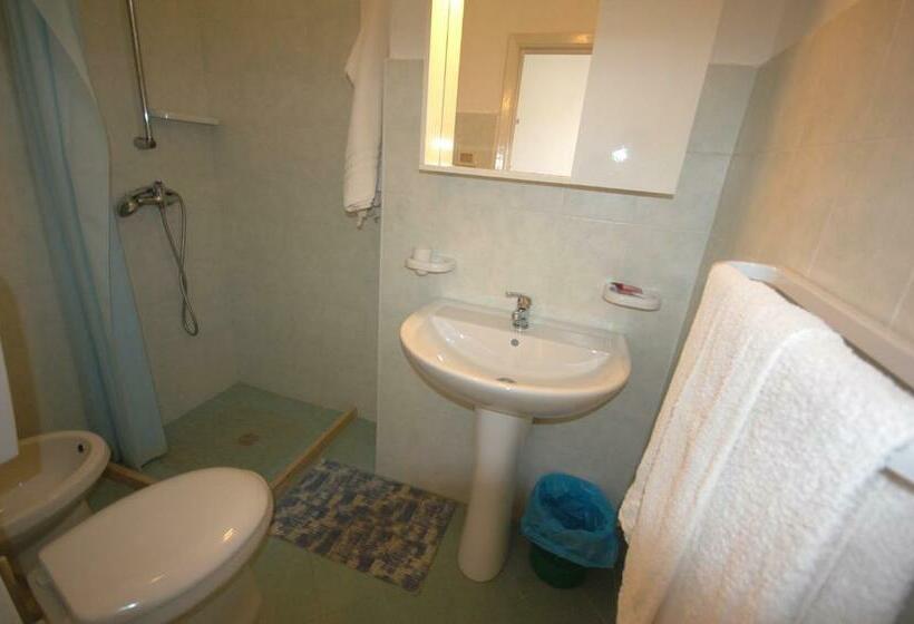 غرفة قياسية, Albergo Del Santuario