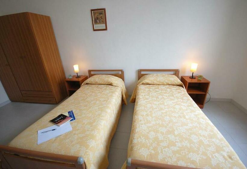 Номер Стандарт, Albergo Del Santuario