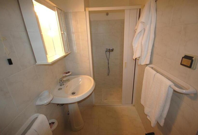 Номер Стандарт Индивидуальный, Albergo Del Santuario