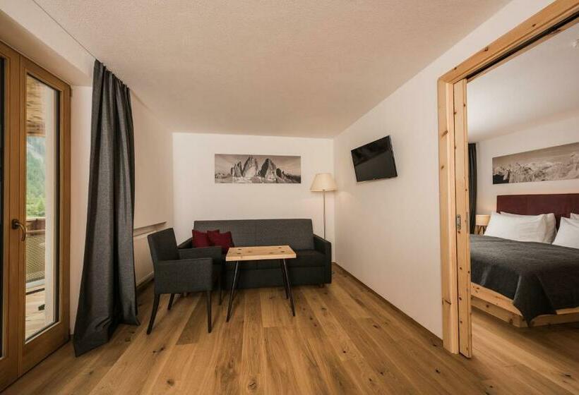 Полулюкс, Dolomitenhof & Chalet Alte Post