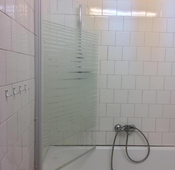 Apartamento 2 Dormitórios, Turistická Ubytovňa Shb ,štrbské Pleso   Vysoké Tatry