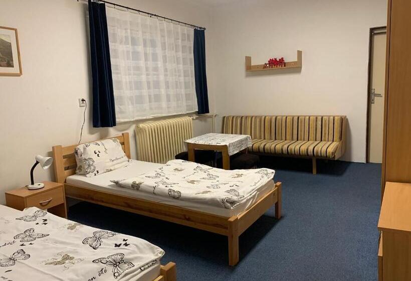 Apartamento 2 Dormitórios, Turistická Ubytovňa Shb ,štrbské Pleso   Vysoké Tatry
