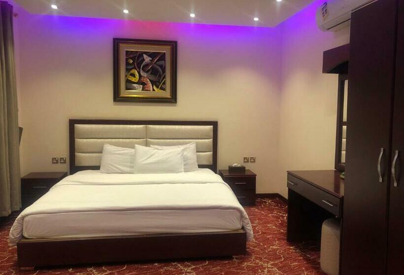 Люкс Повышенной Комфортности, Al Bustan Crown Hotel 1
