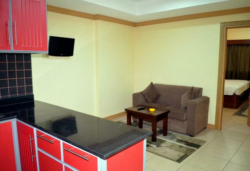 Suite, Al Thill