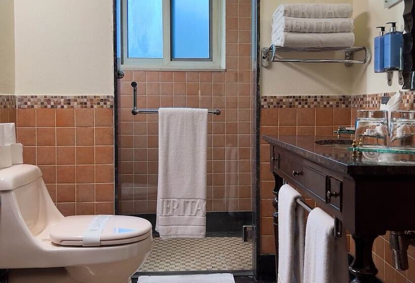 سوییت, Heritage Luxury Suites  All Suite