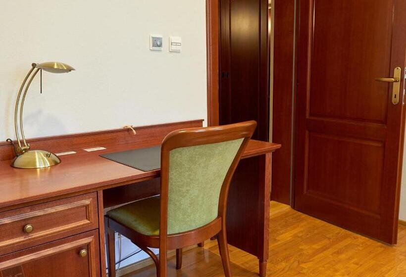 Apartamento 1 Dormitório, Hradná Stráž Hotel&apartments S Privátnym Wellness