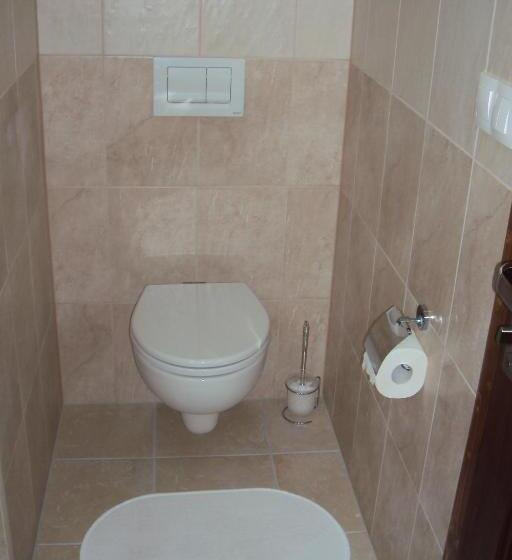 침실 1개 아파트, Motel Senec