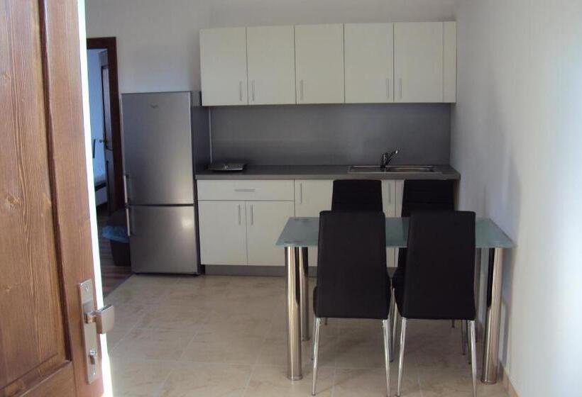 Apartamento 1 Dormitório, Motel Senec