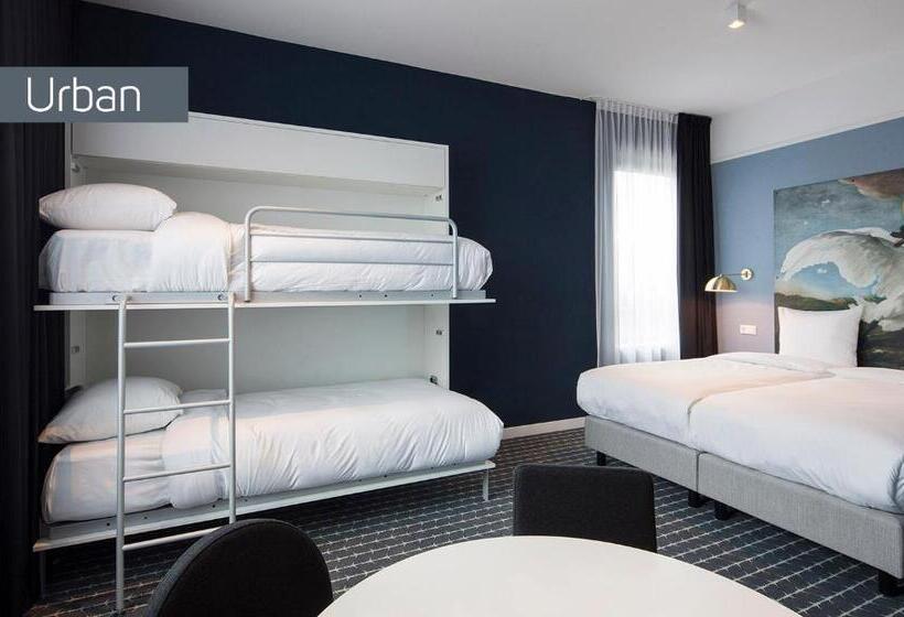 اتاق استاندارد چهار تخته, Corendon Urban Amsterdam Schiphol Airport