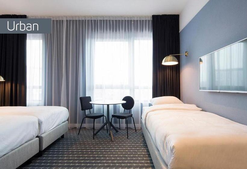 اتاق استاندارد سه نفره, Corendon Urban Amsterdam Schiphol Airport