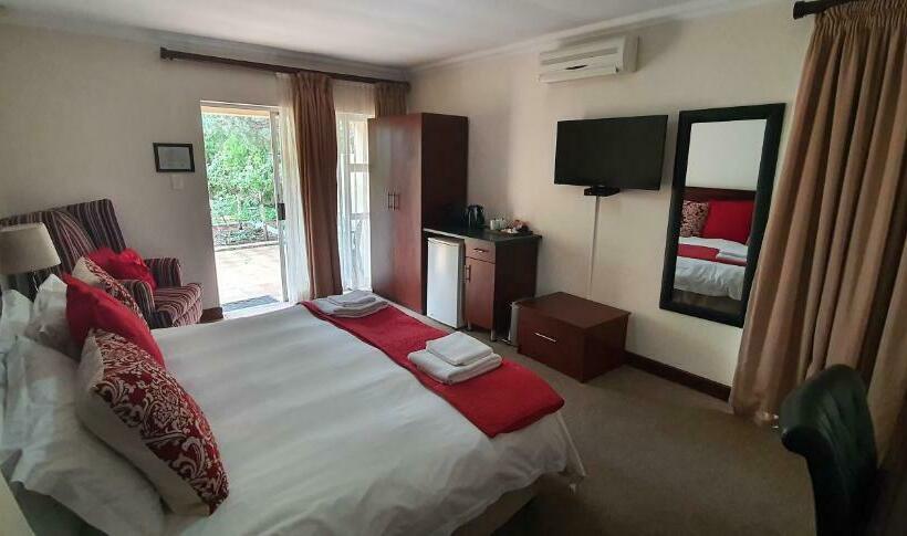 Номер Deluxe, Acacia Lodge