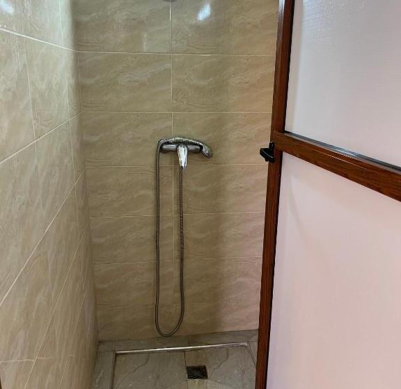 اتاق استاندارد با سرویس بهداشتی مشترک, Riad Douja