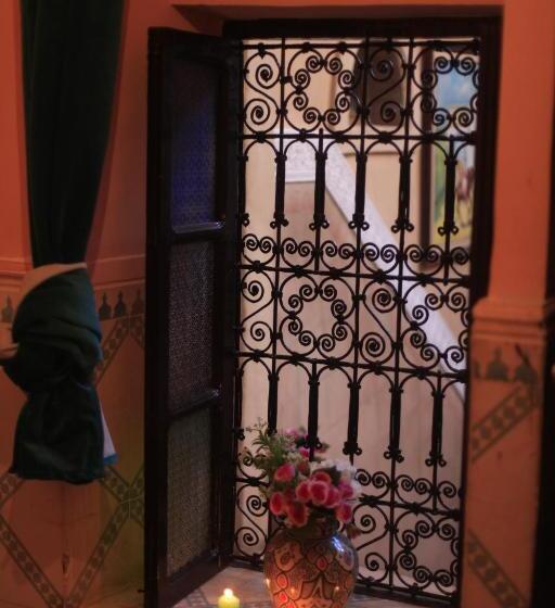 اتاق استاندارد با سرویس بهداشتی مشترک, Riad Douja