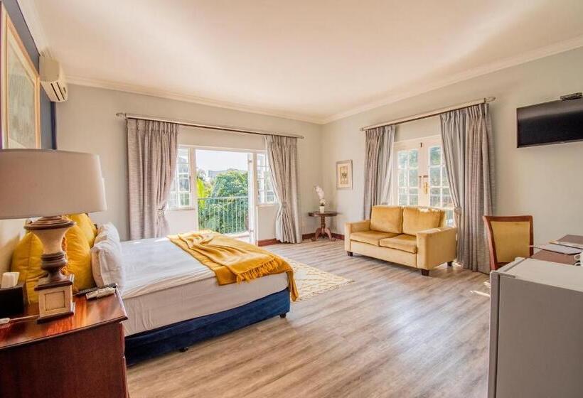 Standard Room King Size Bed, Emakhosini Boutique