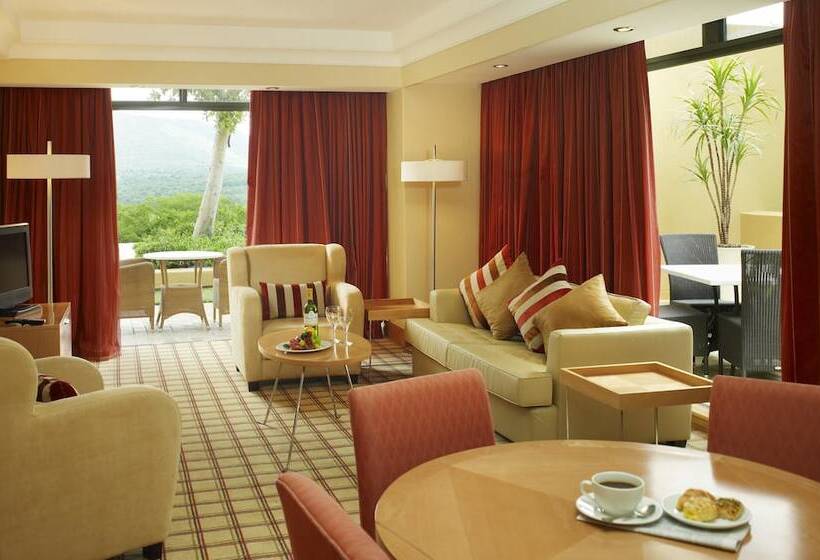 سوییت سوپریور, Sun City Hotel And Casino