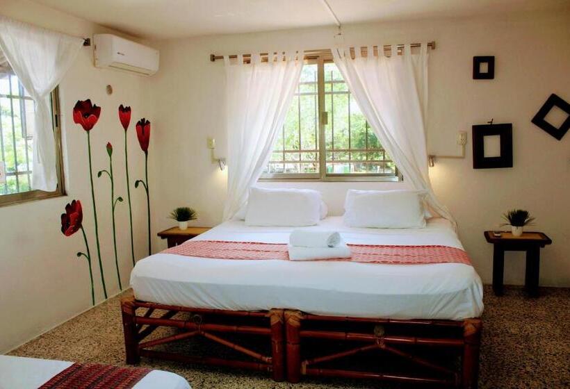 バスルーム共有のトリプルスタンダード, Hostal & Suites Pata De Perro