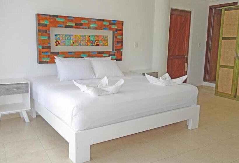 オーシャンビュースーペリアールーム, El Fuerte Beach Apartments