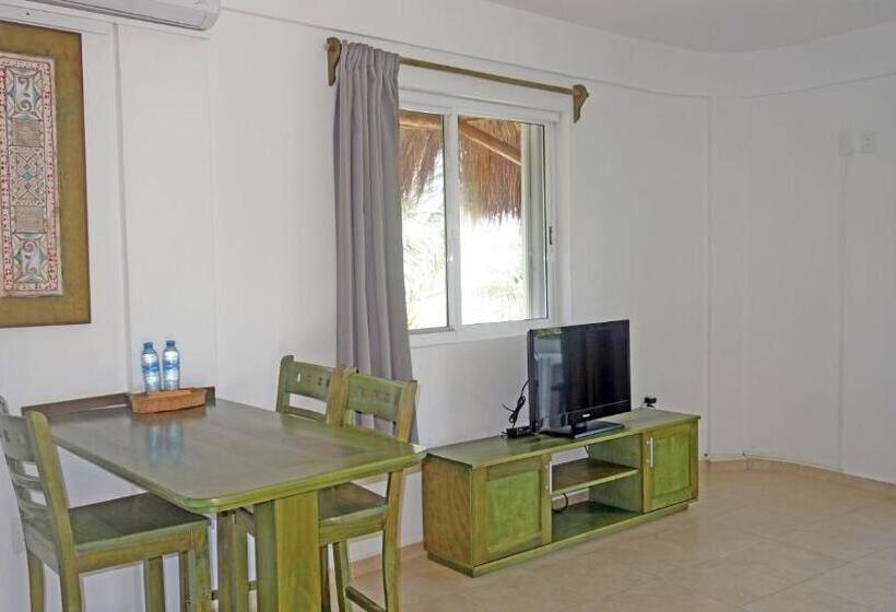 オーシャンビュースーペリアールーム, El Fuerte Beach Apartments