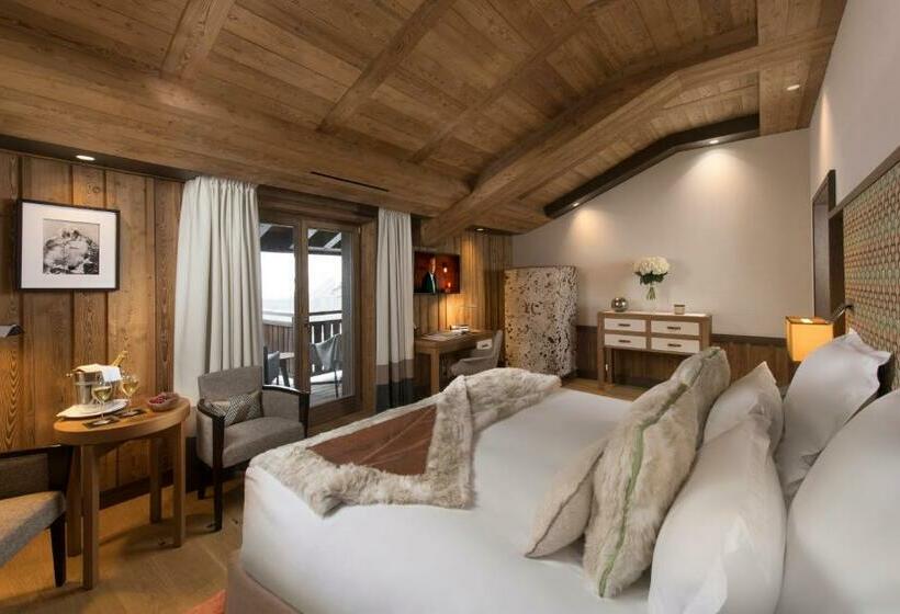 Номер Престиж, Hôtel Barrière Les Neiges Courchevel