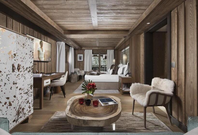 Полулюкс Престиж, Hôtel Barrière Les Neiges Courchevel