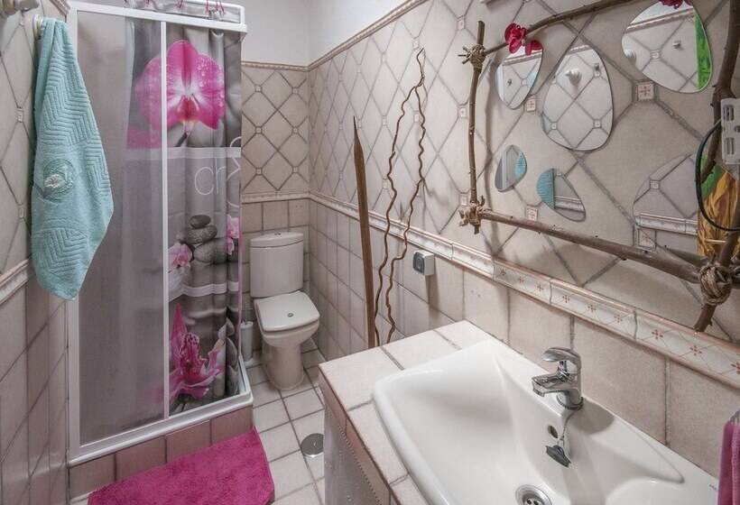 Кровать в Общей Комнате, Hostel Los Duendes Del Sur