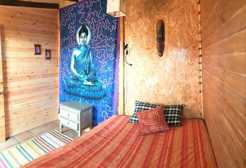 Номер Стандарт Индивидуальный Совместная Ванная, Hostel Los Duendes Del Sur