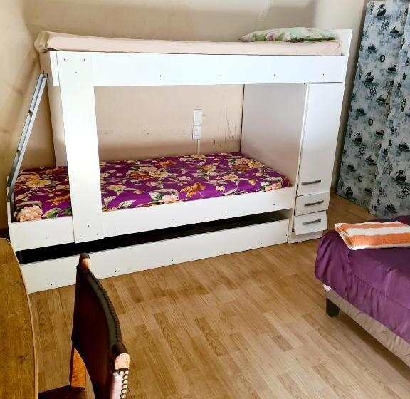 Семейный Номер Deluxe, Montevideo Port Hostel