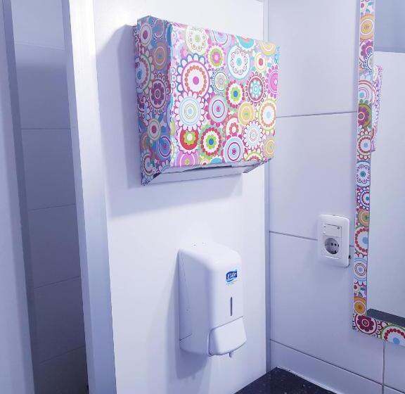 Номер Стандарт Совместная Ванная, Montevideo Port Hostel