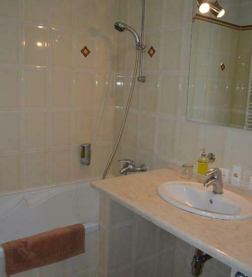 חדר סטנדרט, Complex Bahus