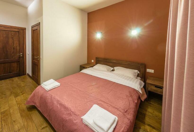 스탠다드 룸, Nebos Hotel & Restaurant
