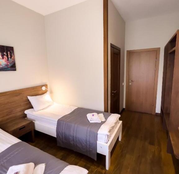 스탠다드 발코니 룸, Nebos Hotel & Restaurant