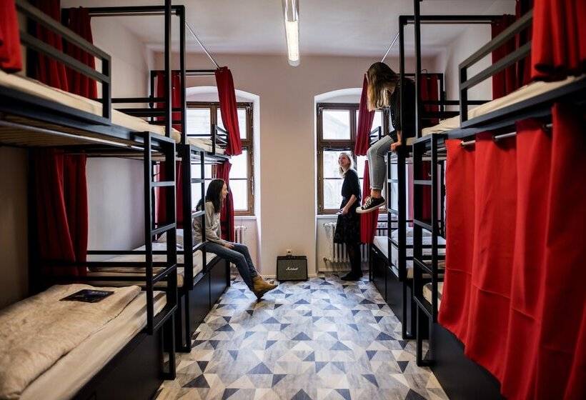 Кровать в Общей Комнате, Hostel Eleven