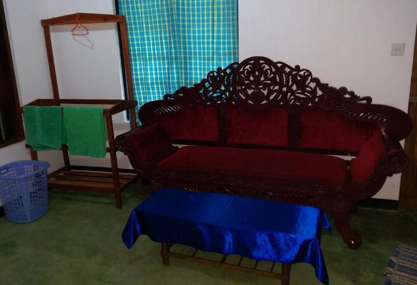 Семейный Номер Вид на Сад, Green Hill Cottage