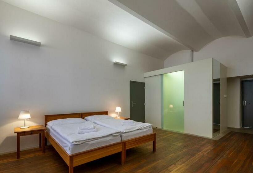 Номер Стандарт, A Hostel Zámecký Pivovar Litomyšl