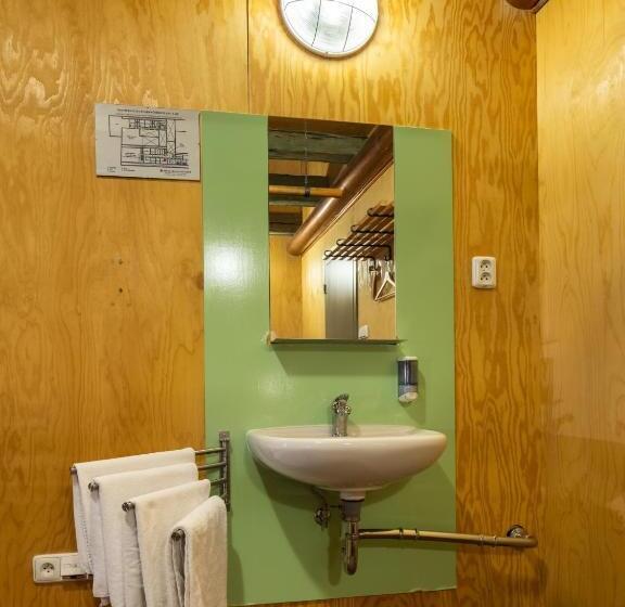 اتاق اکونومی, A Hostel Zámecký Pivovar Litomyšl