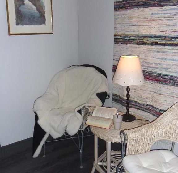 اتاق استاندارد, Ekeliden B&b