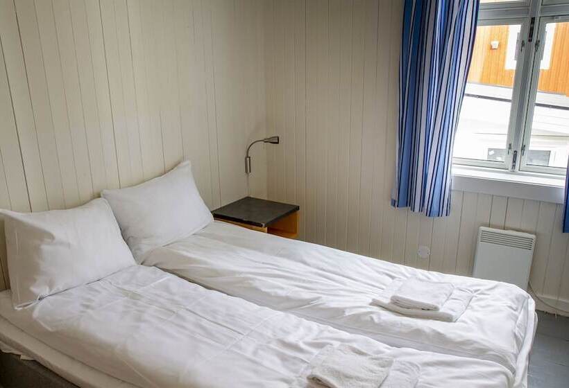 经济房, Fast Hotel Henningsvær